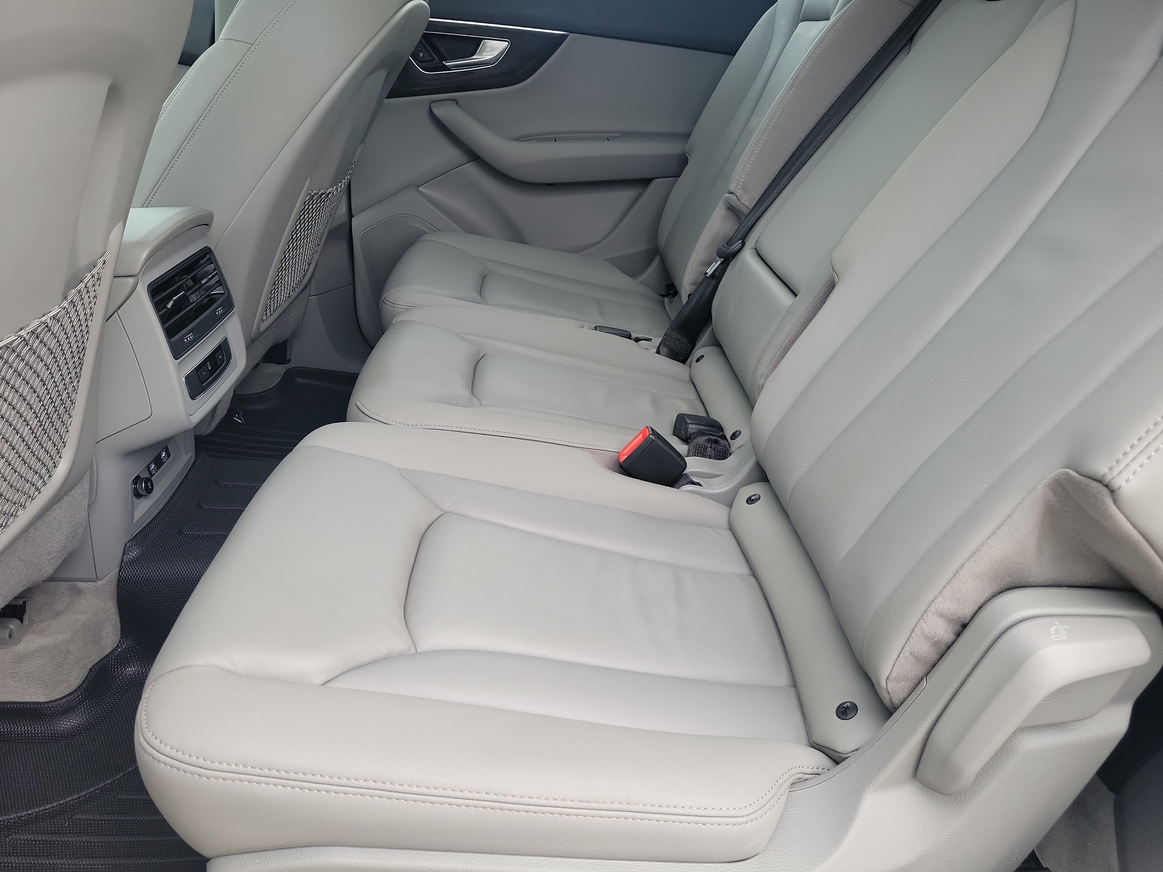 2020 Audi Q7 Premium
