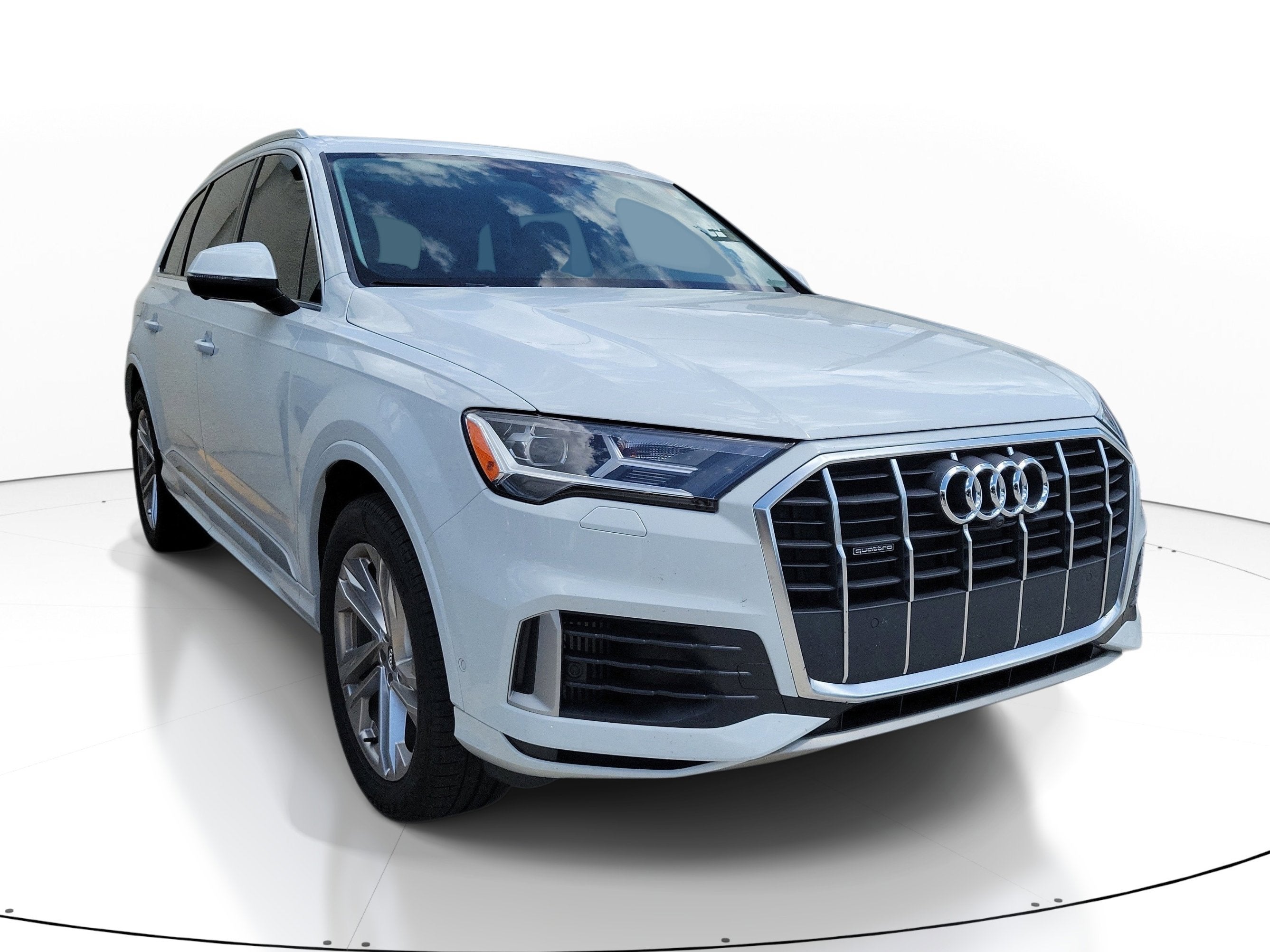 2020 Audi Q7 Premium Plus