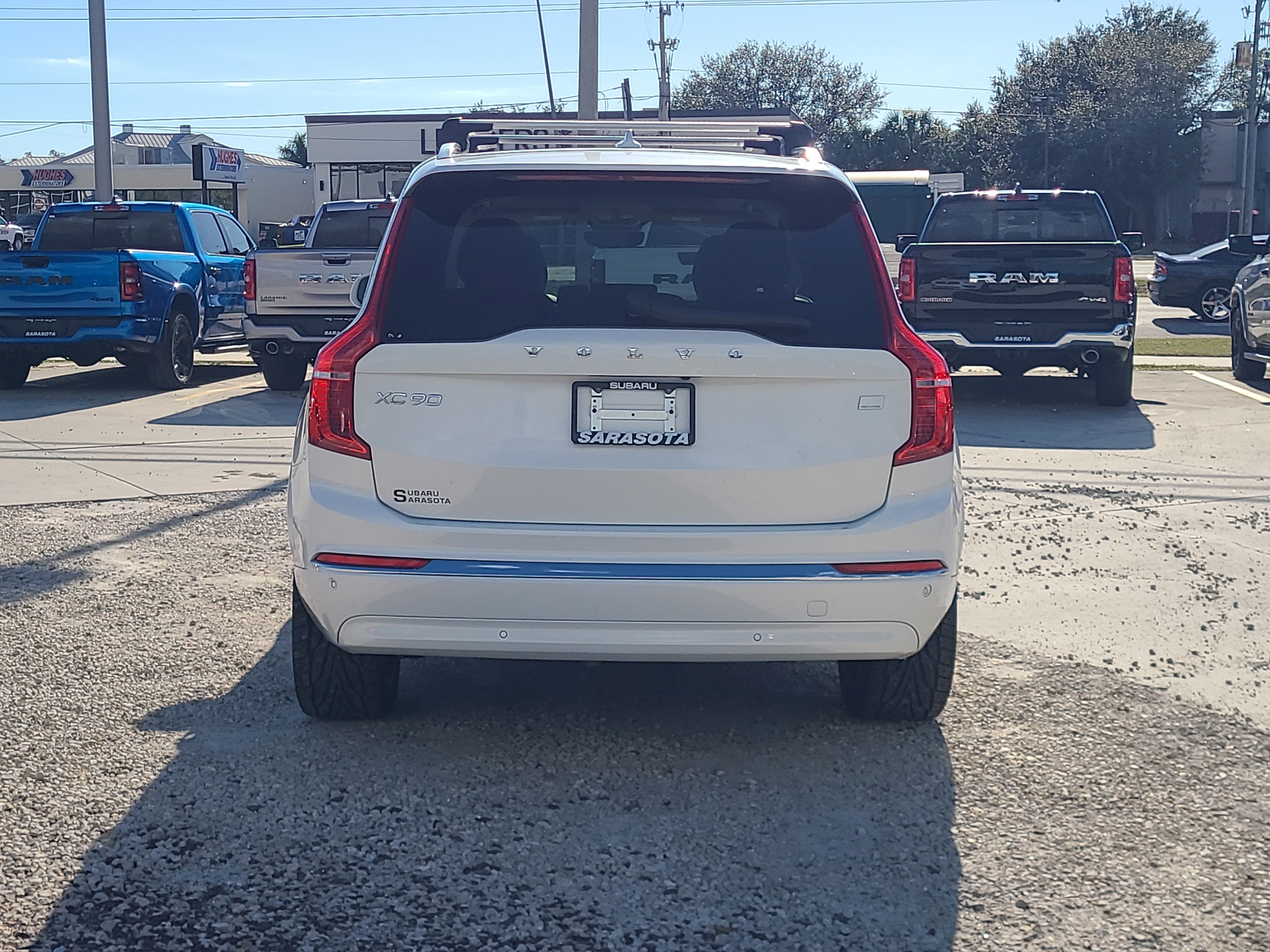 2023 Volvo XC90 Recharge Plug-In Hybrid Core Bright Theme