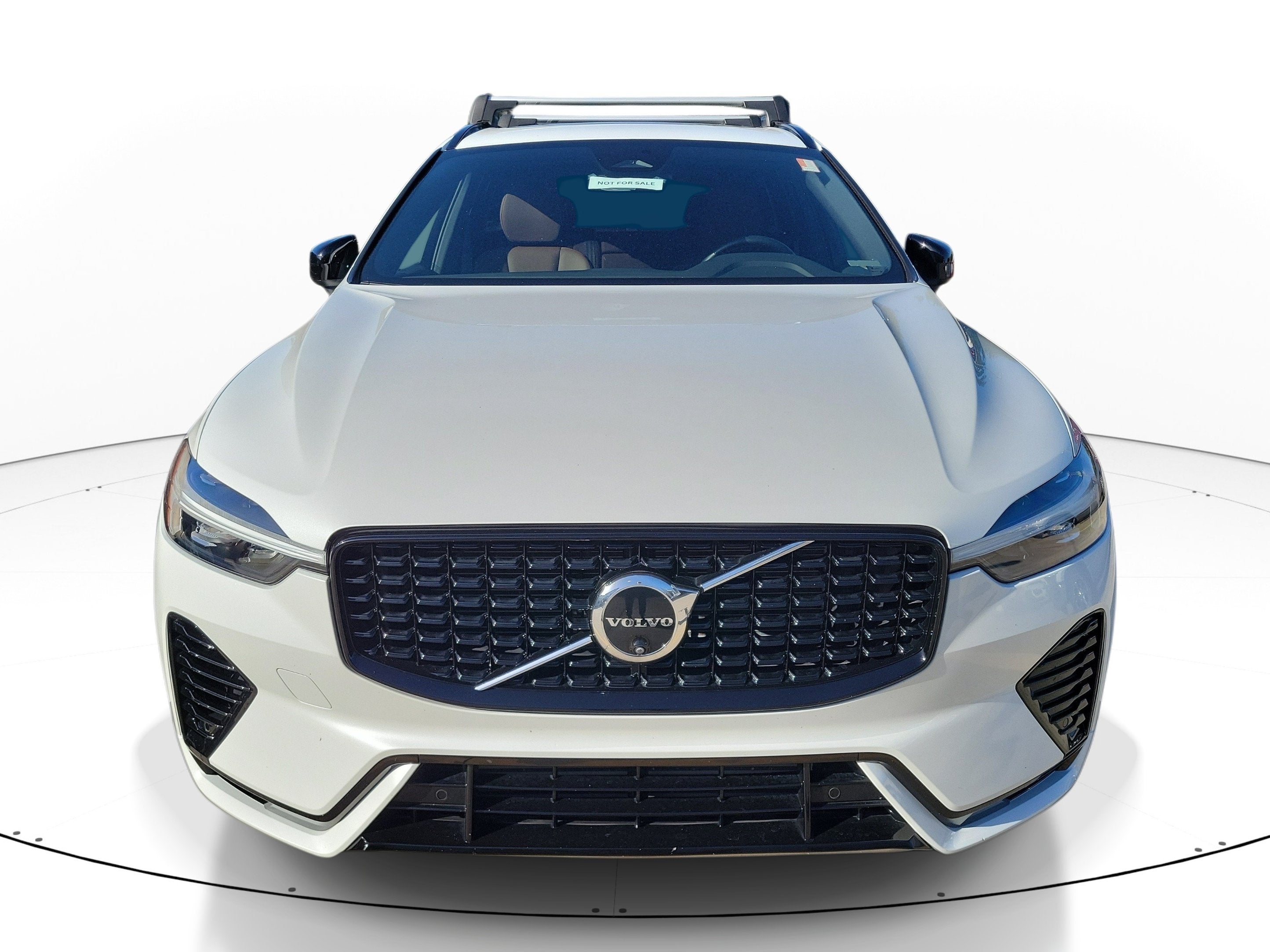 2025 Volvo XC60 Plug-In Hybrid Plus
