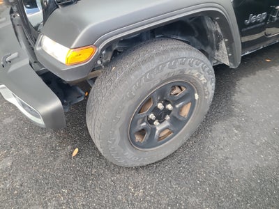 2023 Jeep Gladiator Sport