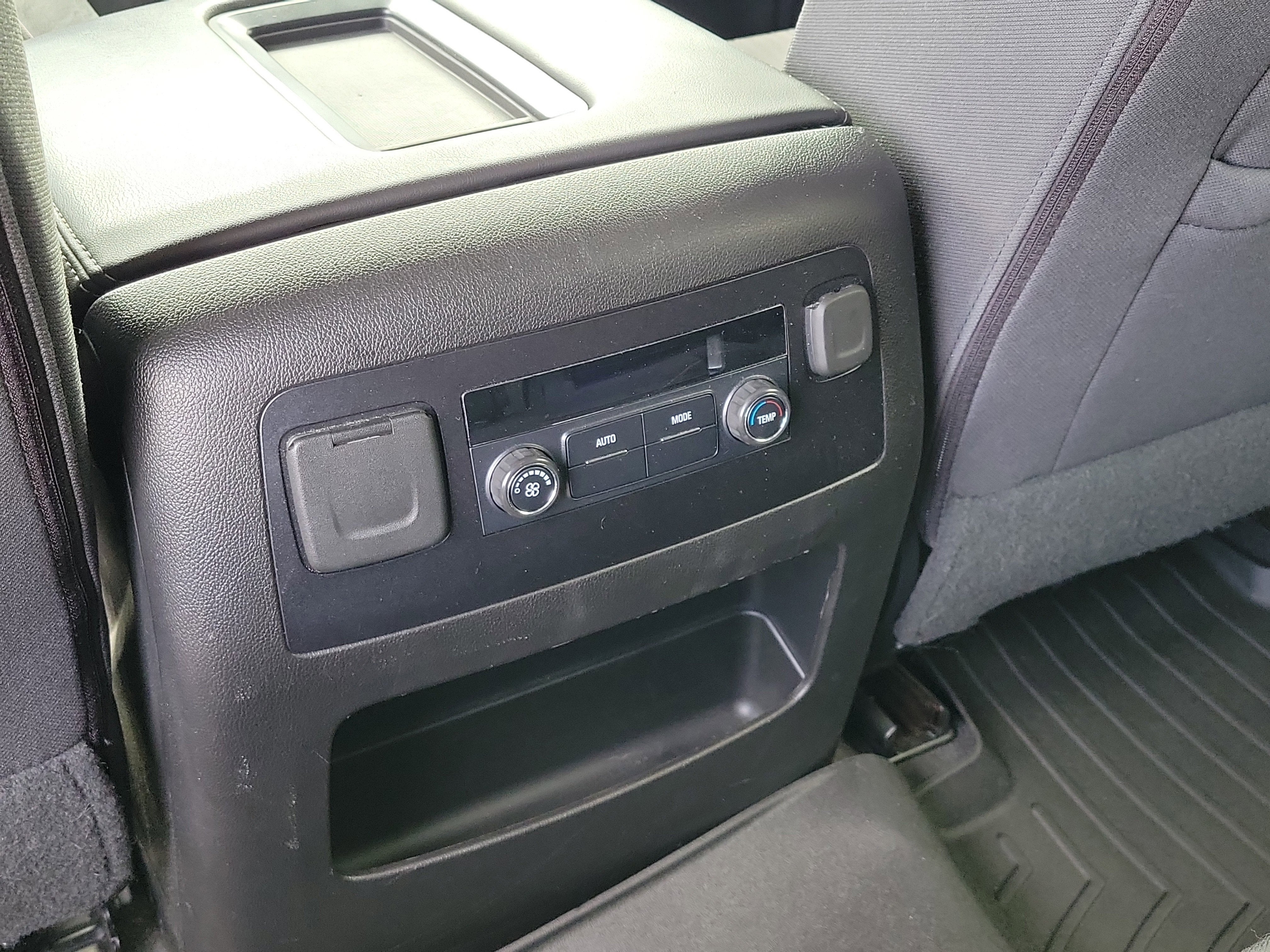 2019 GMC Yukon SLE