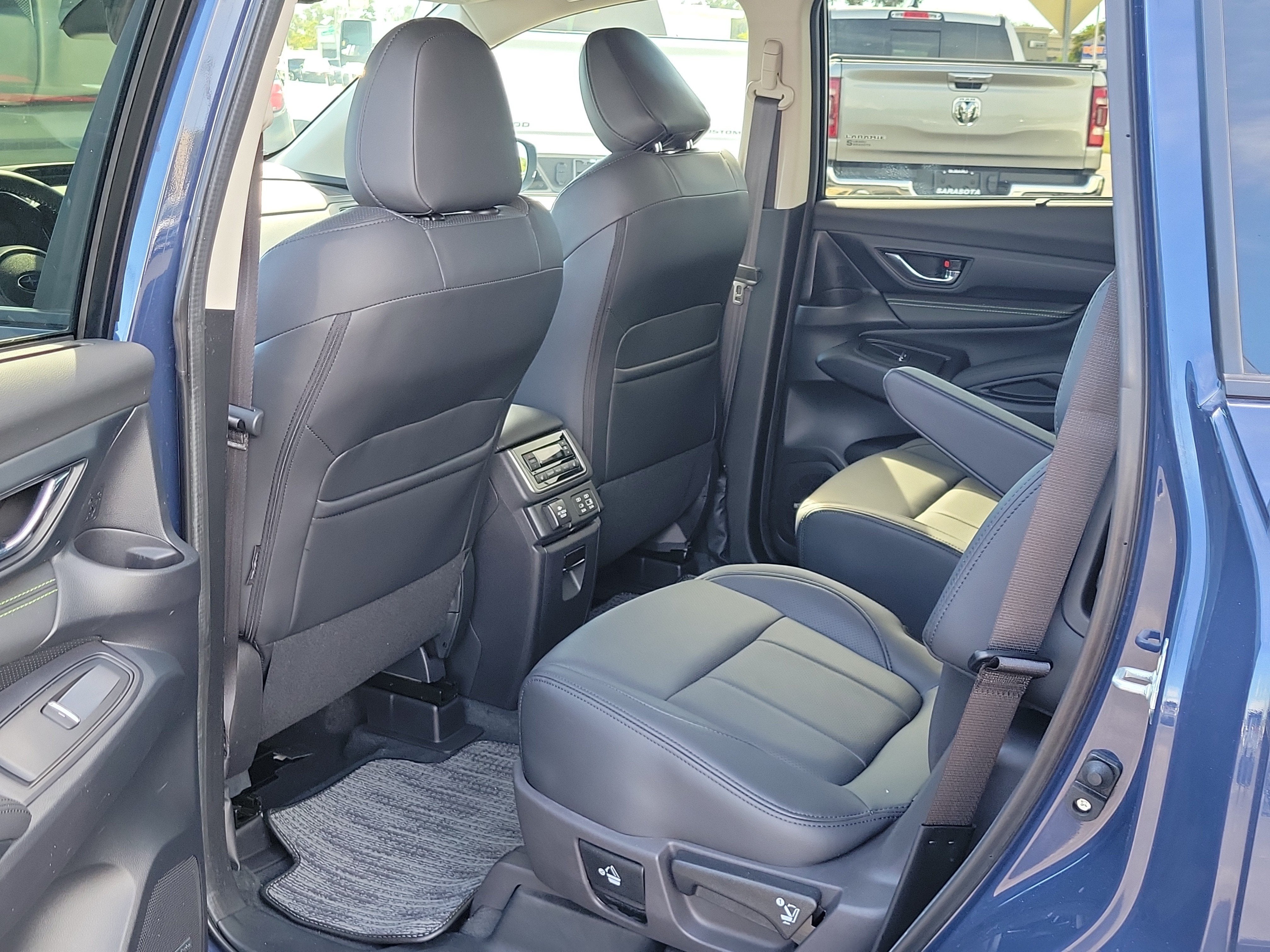2025 Subaru Ascent Onyx Edition Touring