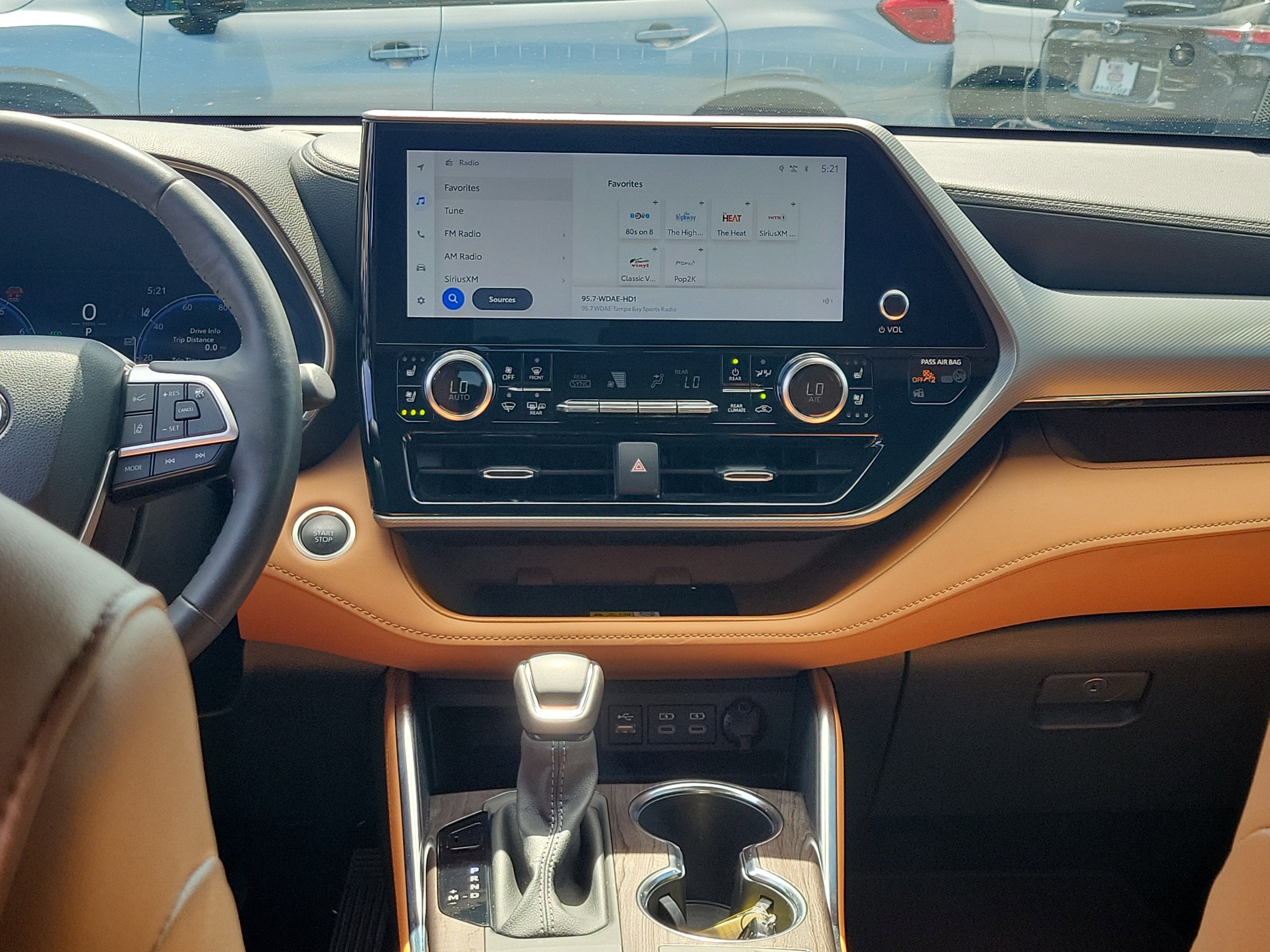 2024 Toyota Highlander Platinum