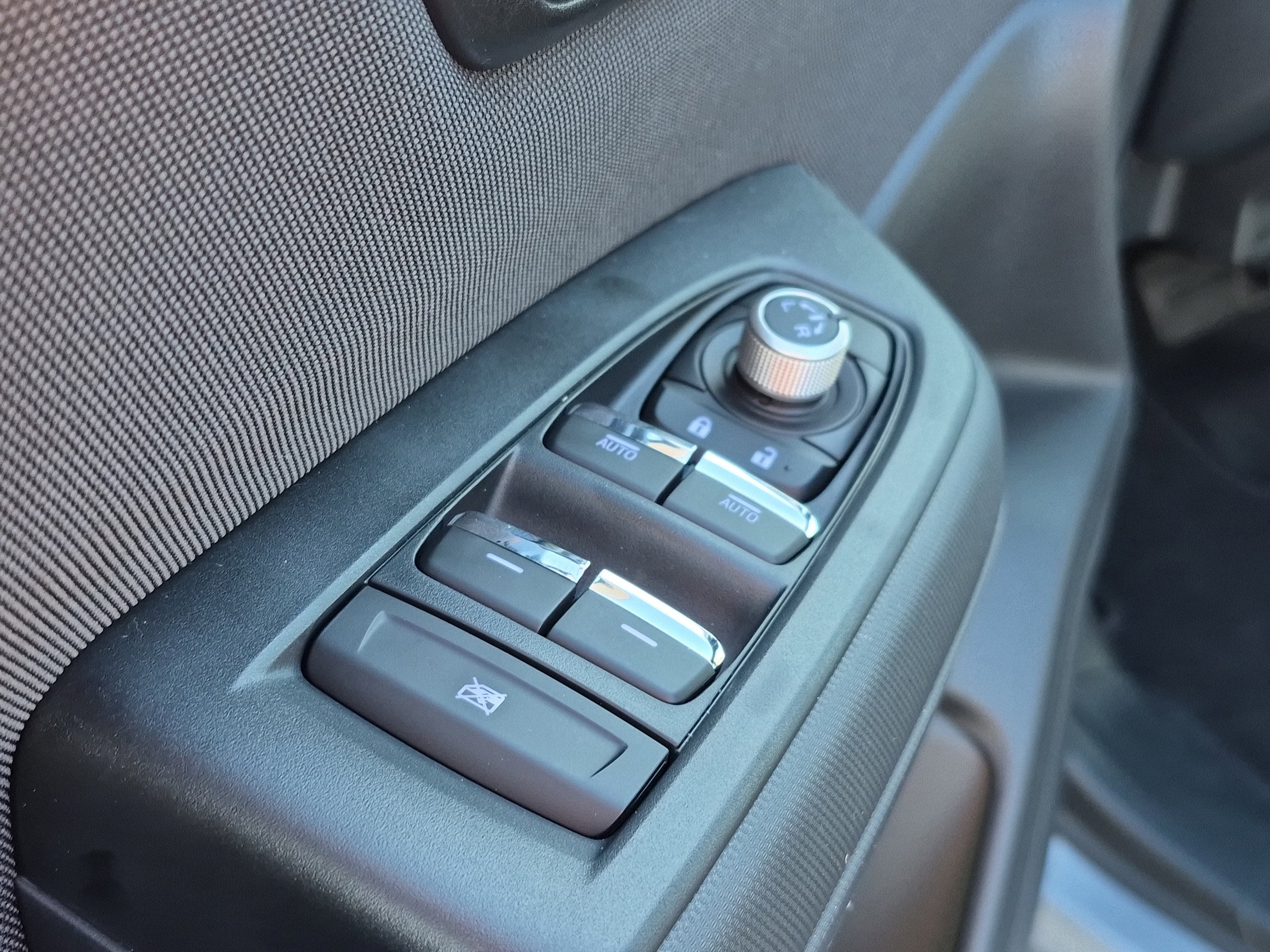 2025 Subaru Forester Premium Hybrid