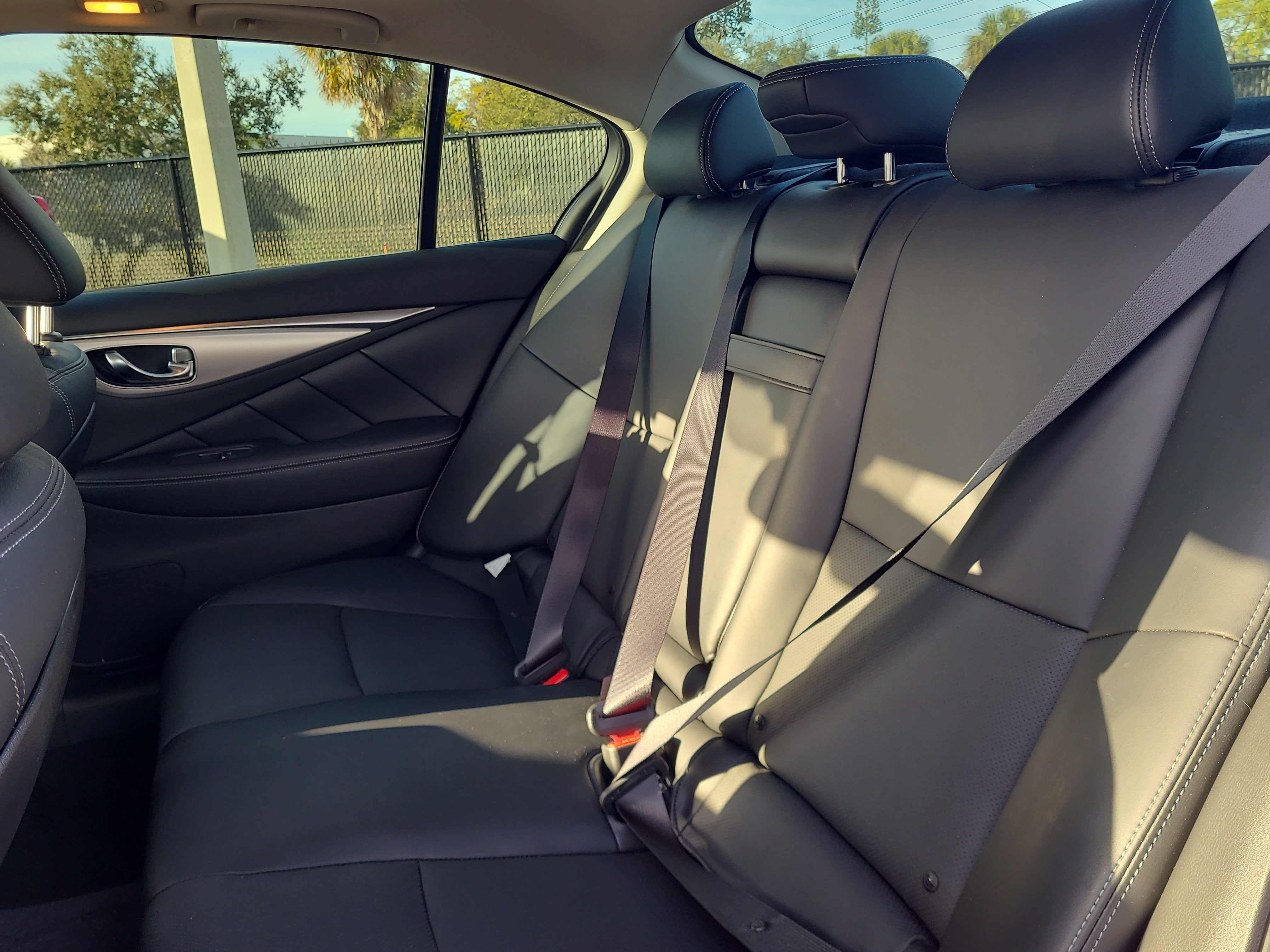 2023 INFINITI Q50 LUXE