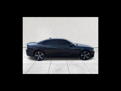 2017 Dodge Charger SXT