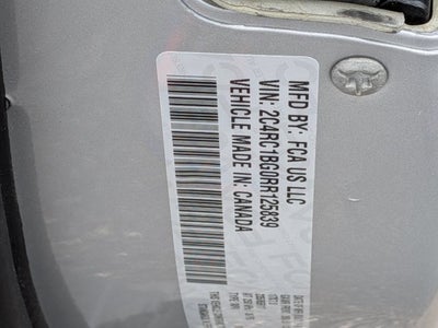 2024 Chrysler Pacifica Touring L