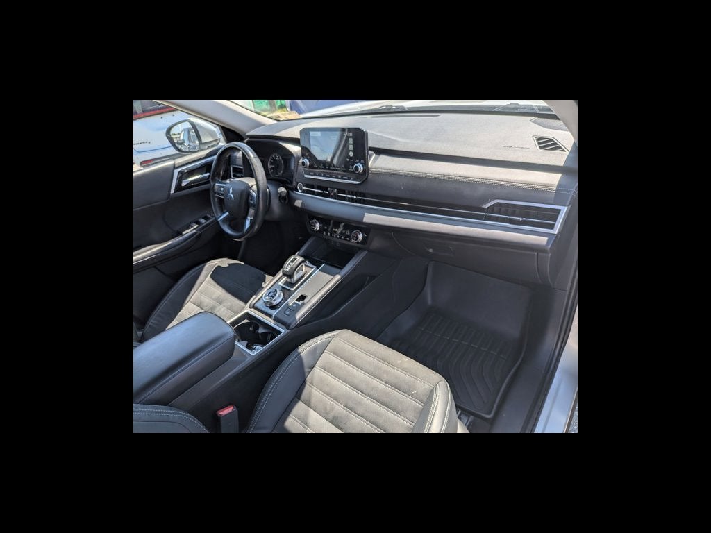2023 Mitsubishi Outlander Ralliart