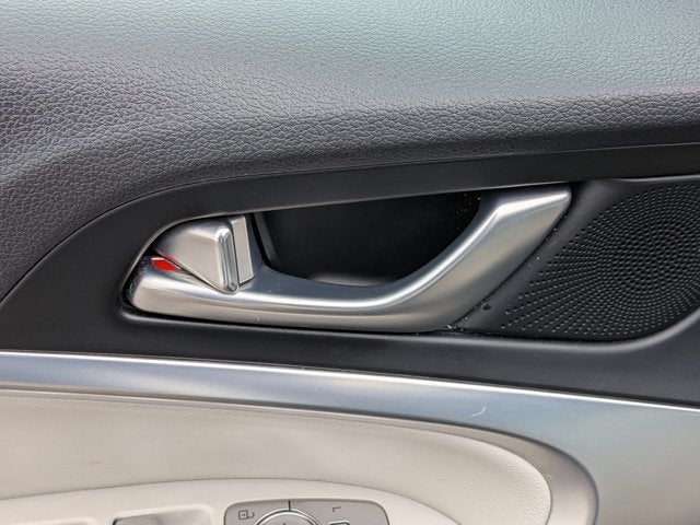 2024 Genesis G70 2.5T
