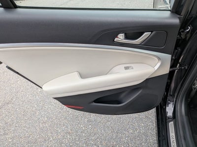 2024 Genesis G70 2.5T