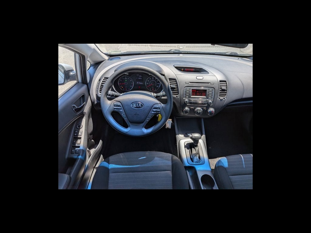 2016 Kia Forte 5-Door LX