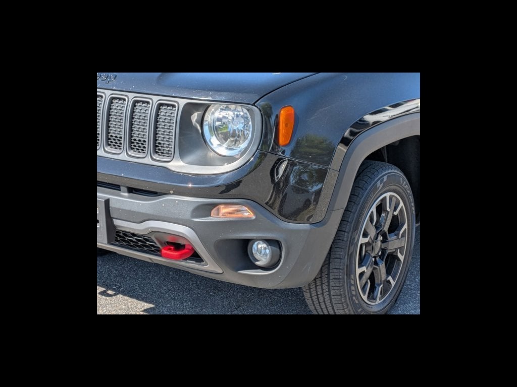 2023 Jeep Renegade Trailhawk