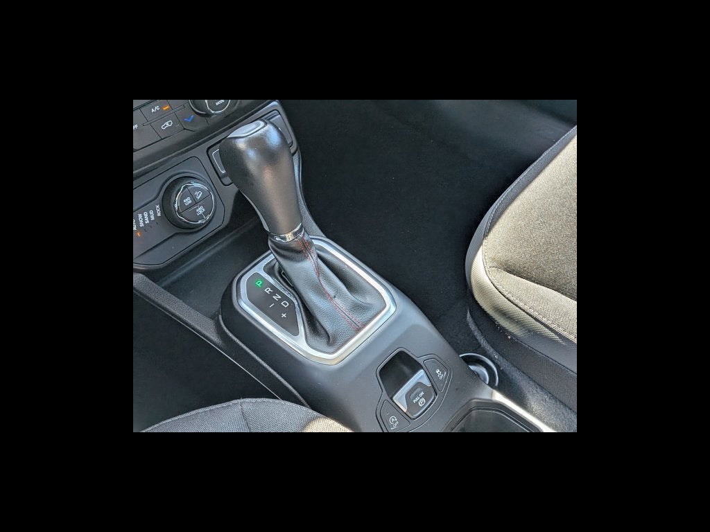2023 Jeep Renegade Trailhawk