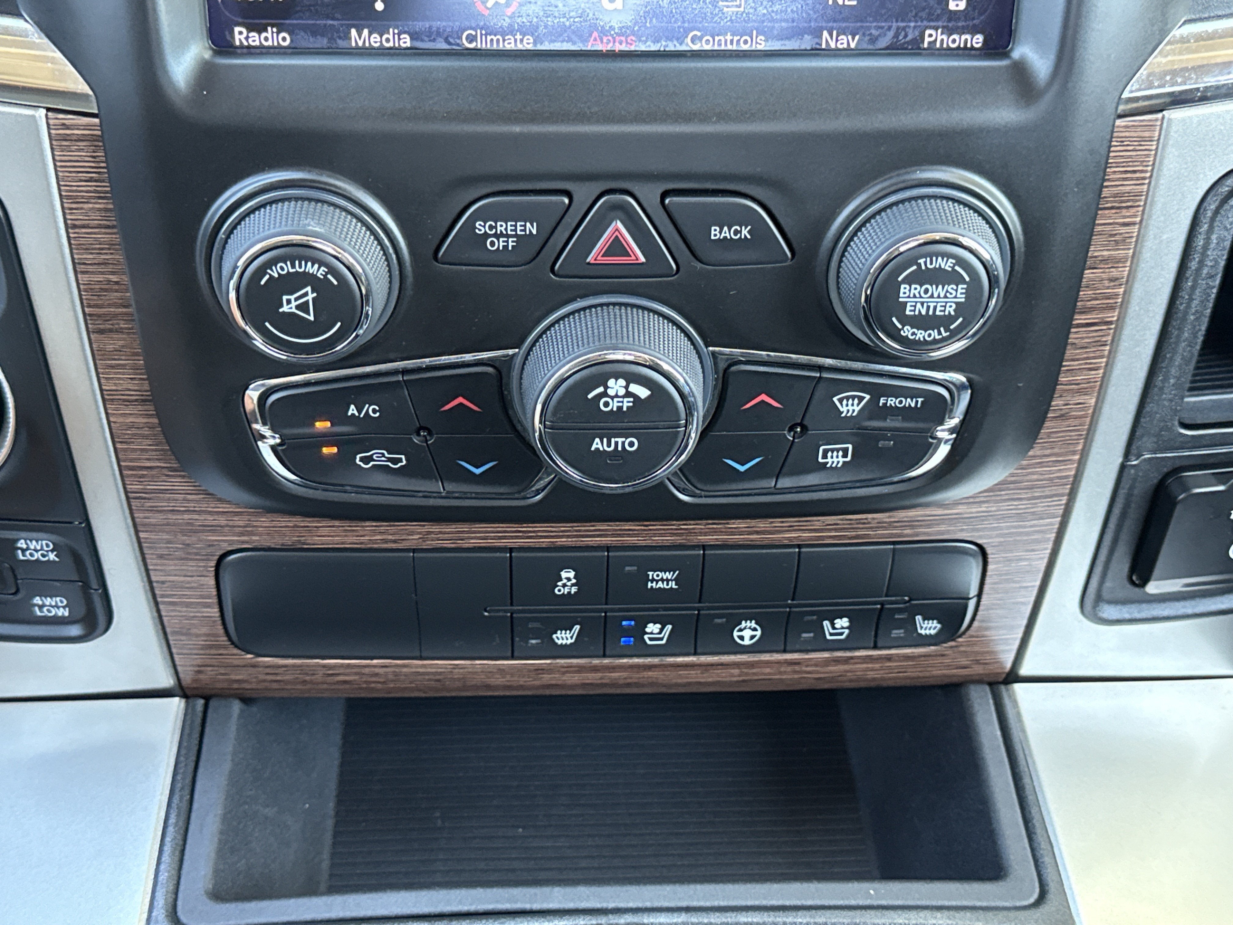 2018 RAM 1500 Laramie