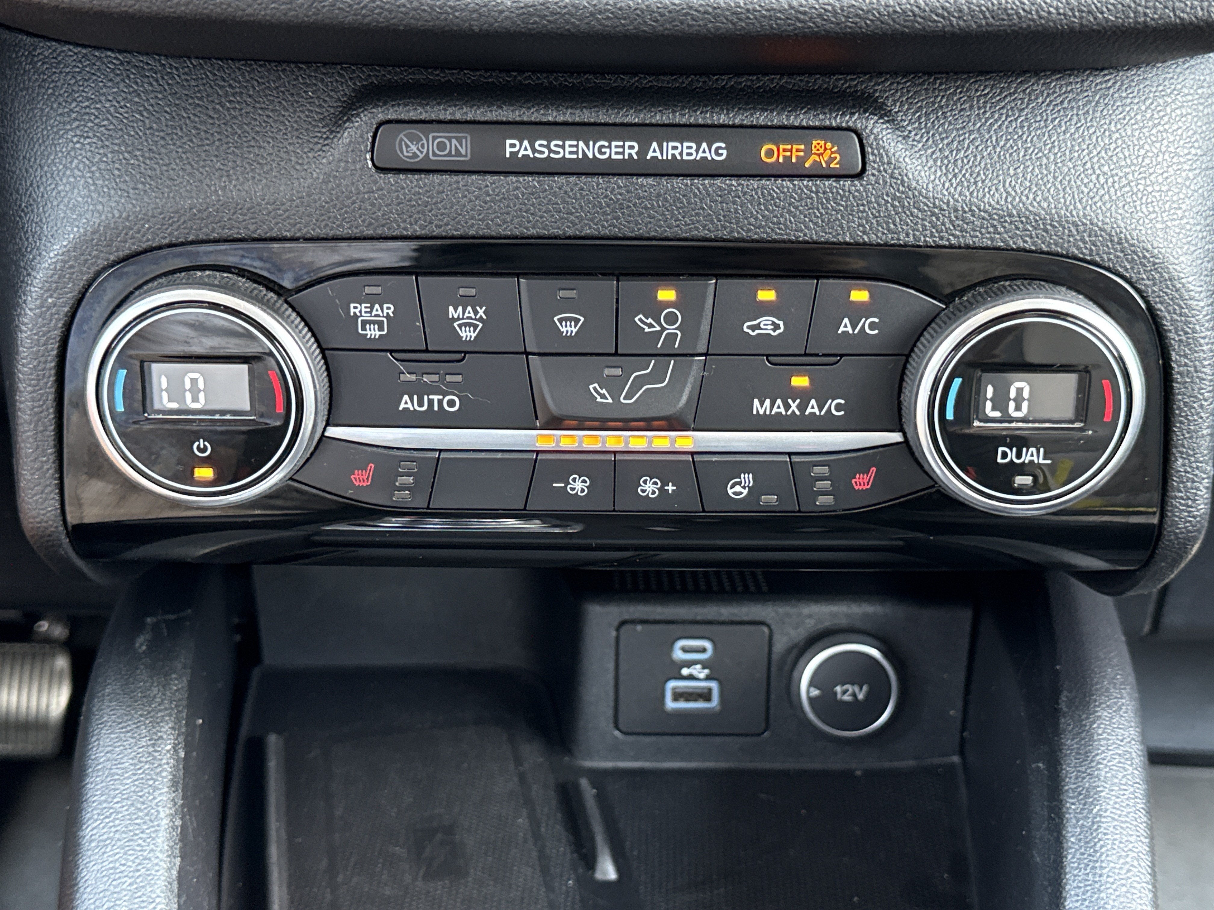 2021 Ford Escape Titanium Hybrid