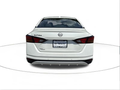 2025 Nissan Altima SV