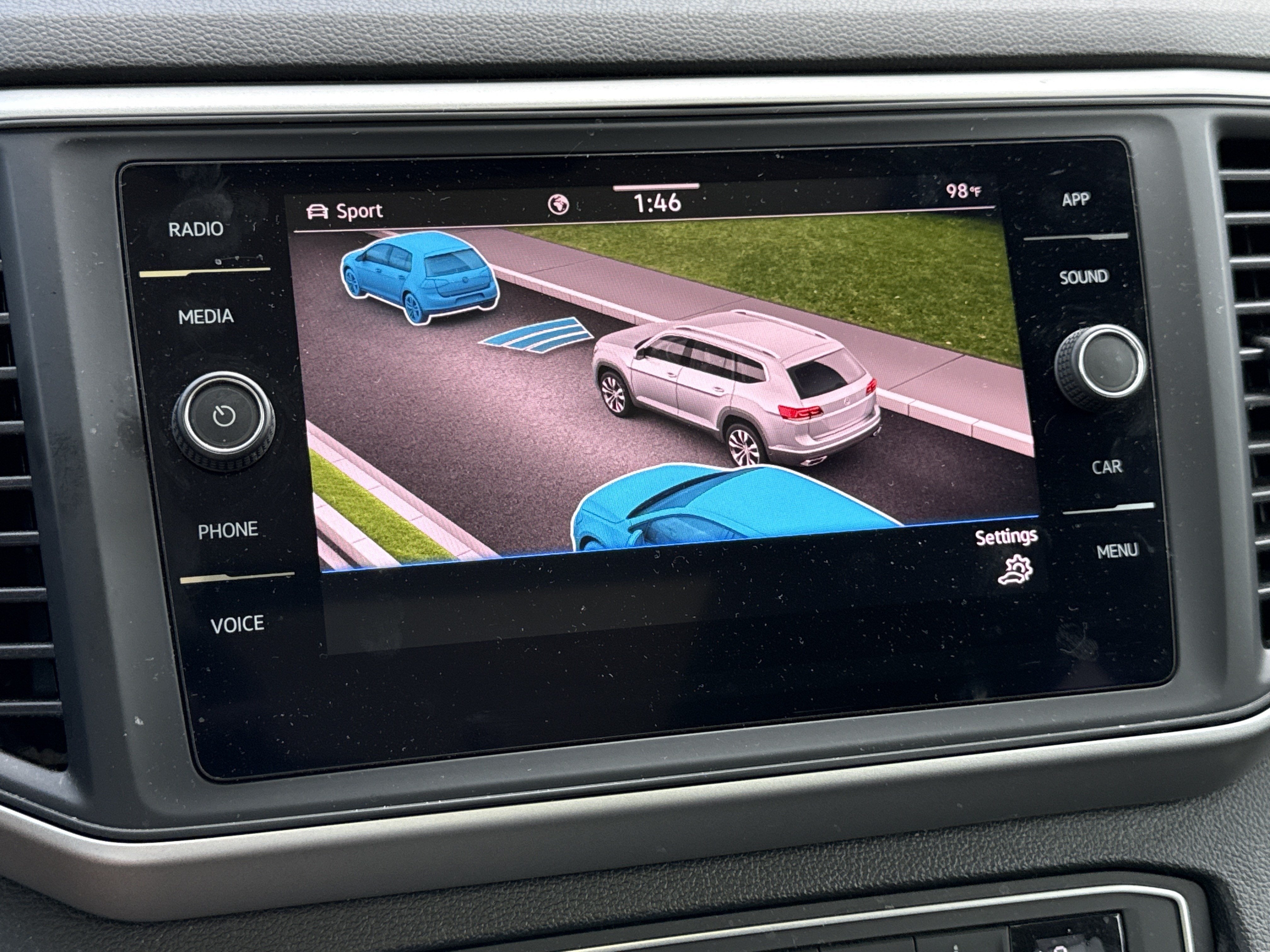 2021 Volkswagen Atlas 3.6L V6 SE w/Technology R-Line