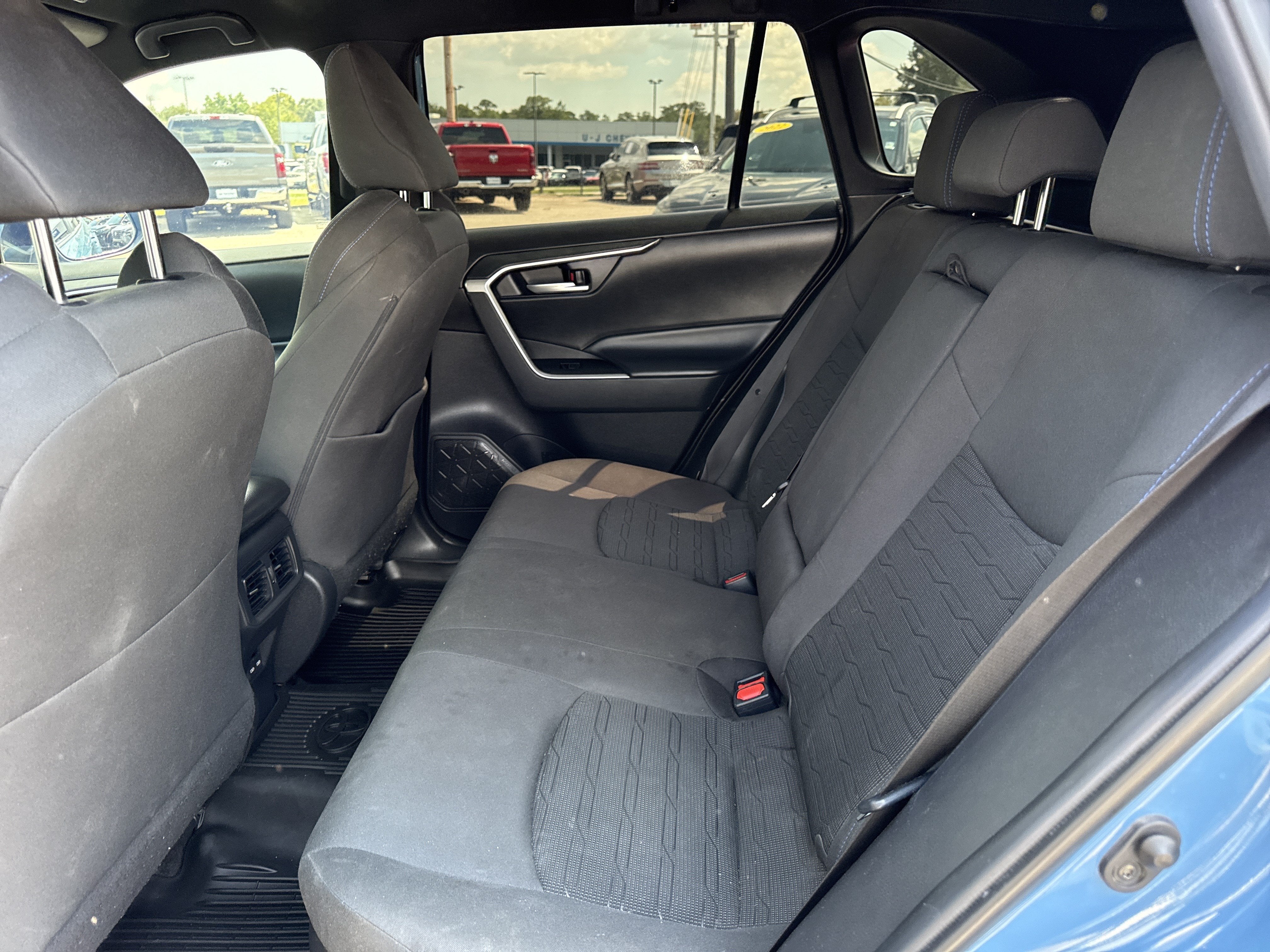 2024 Toyota RAV4 Hybrid SE