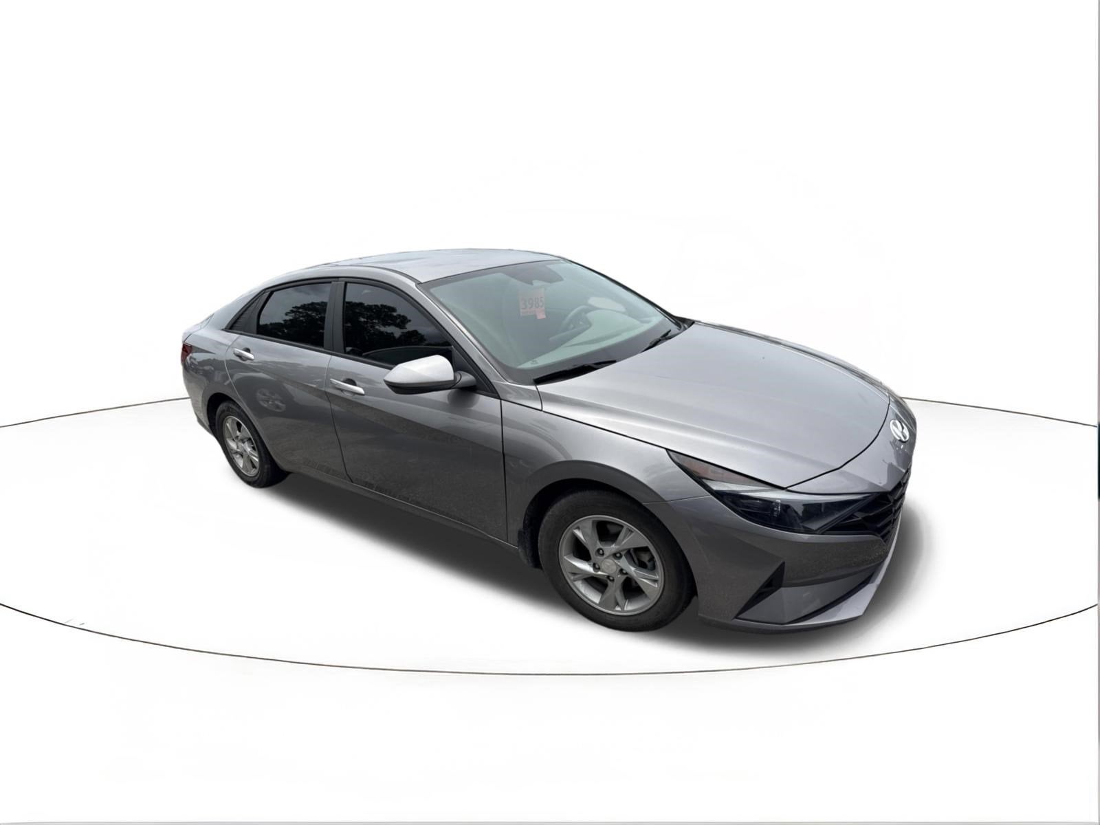 2023 Hyundai Elantra SE