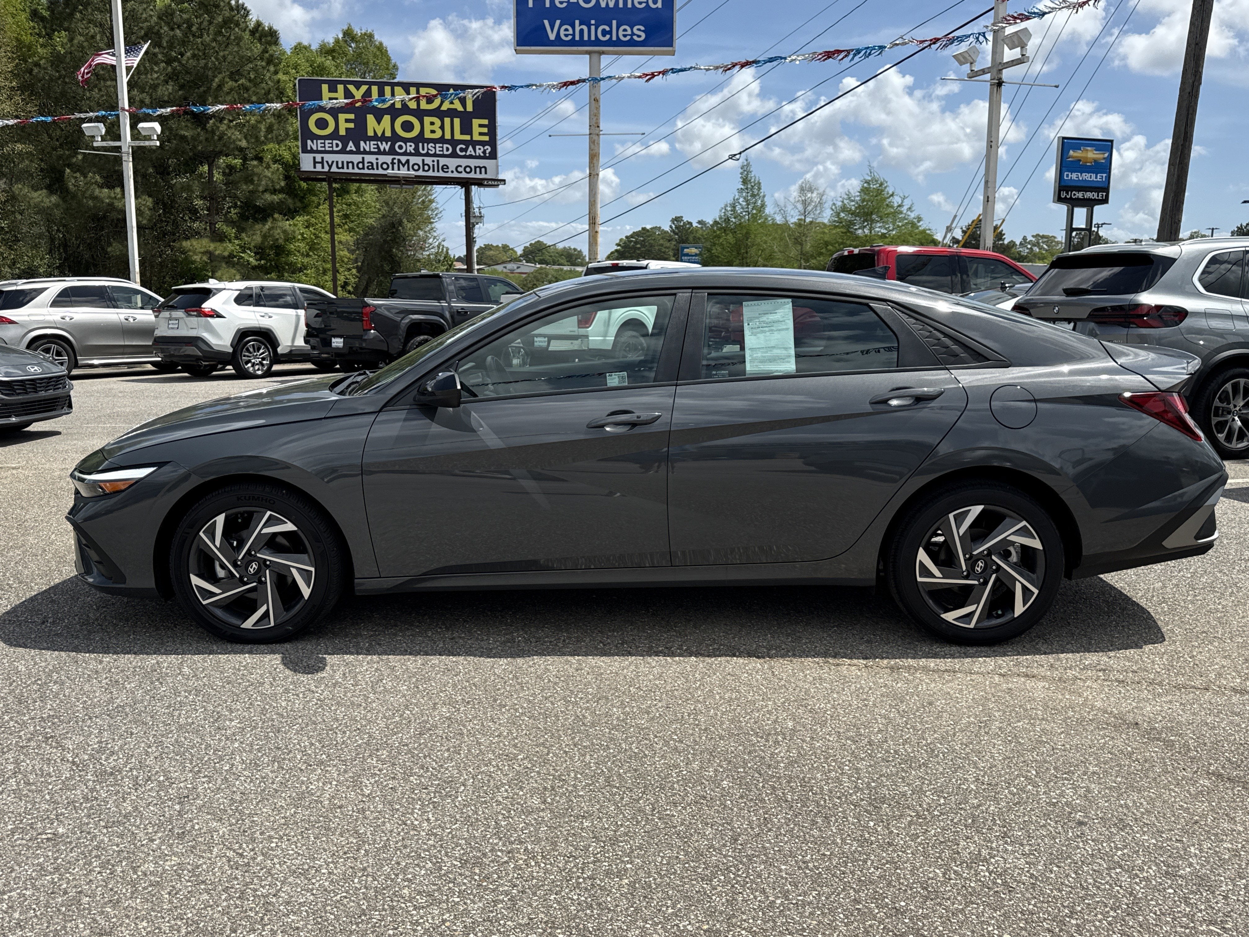 2025 Hyundai Elantra SEL Sport