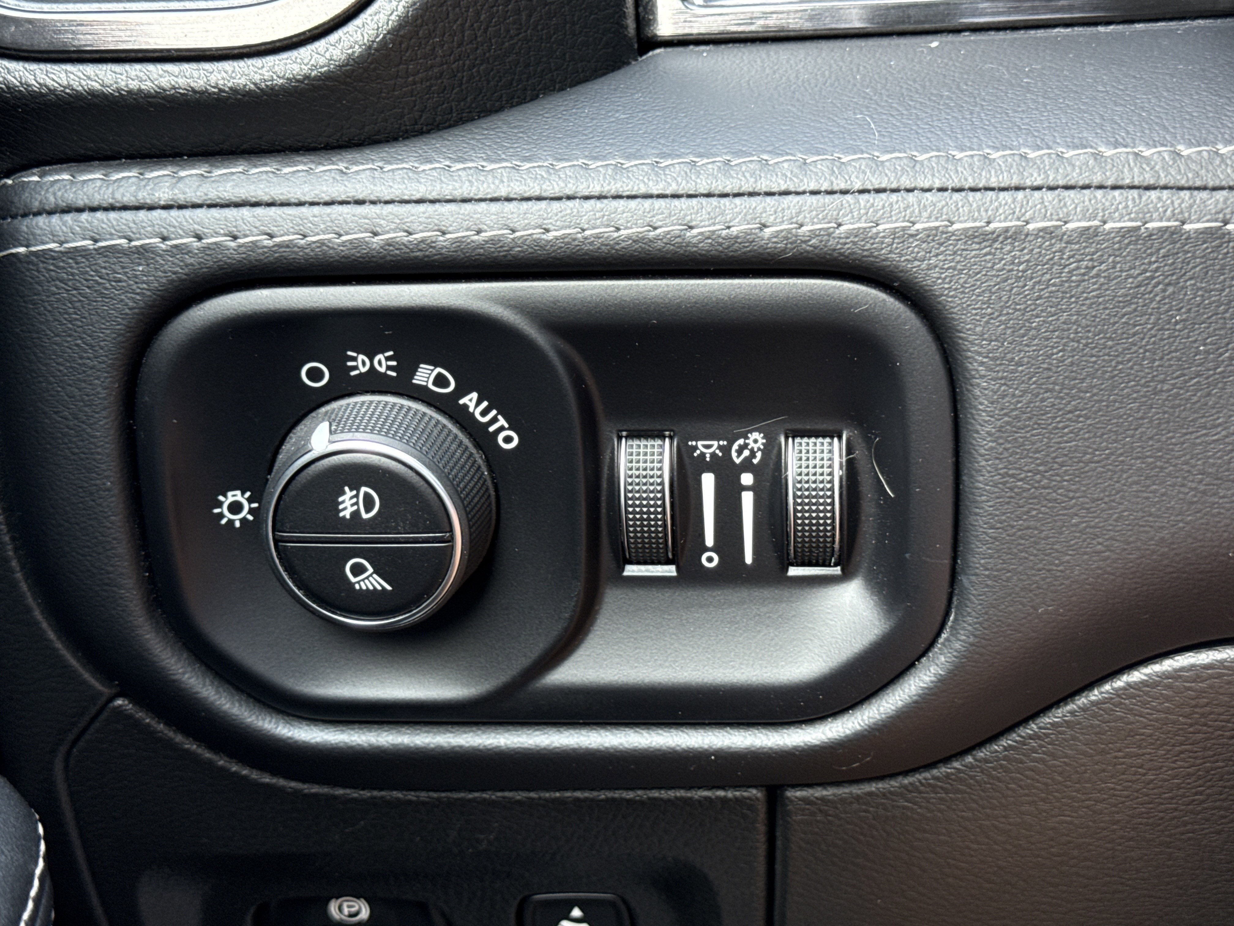 2023 RAM 1500 Limited