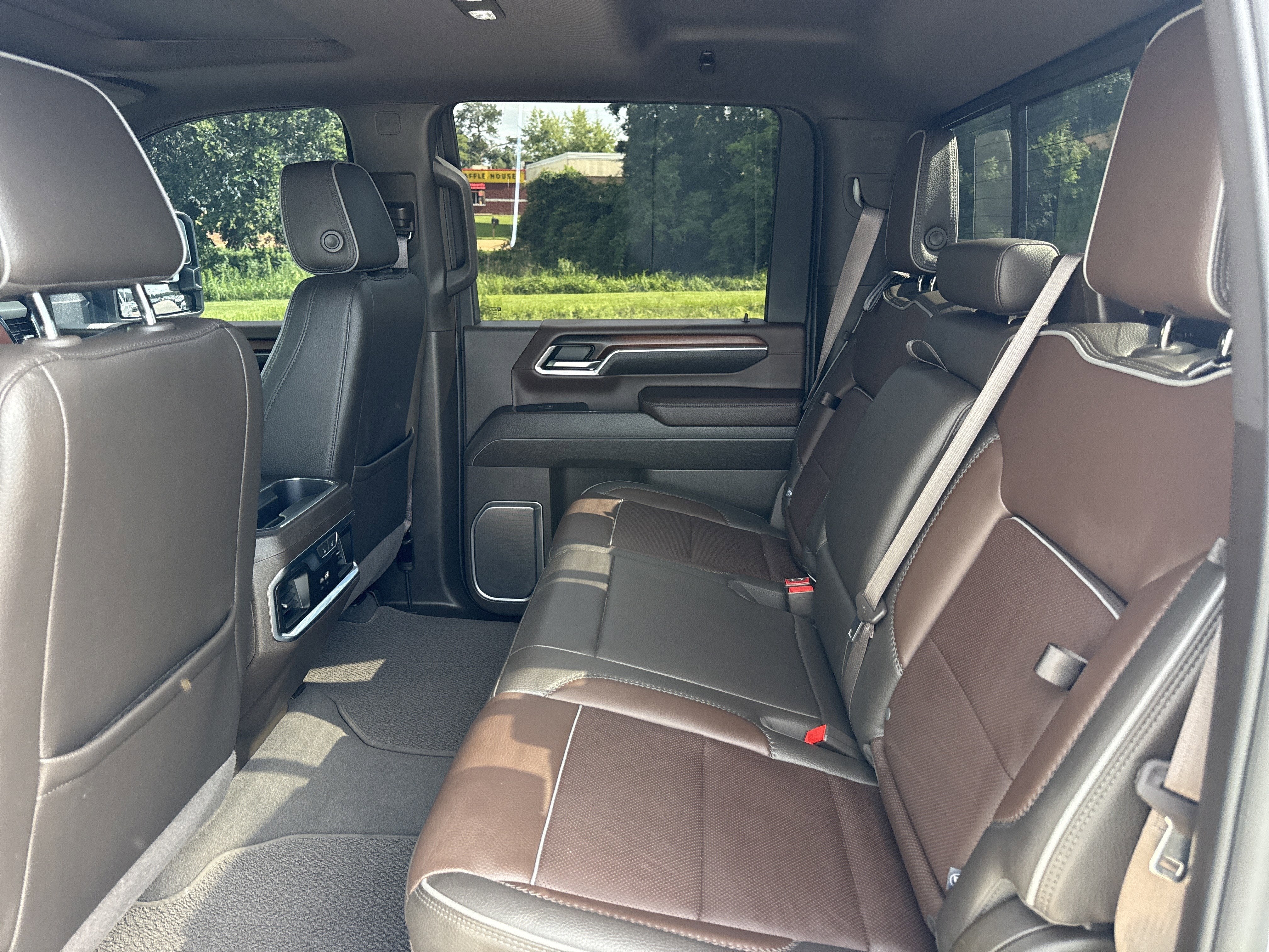 2024 GMC Sierra 2500HD Denali