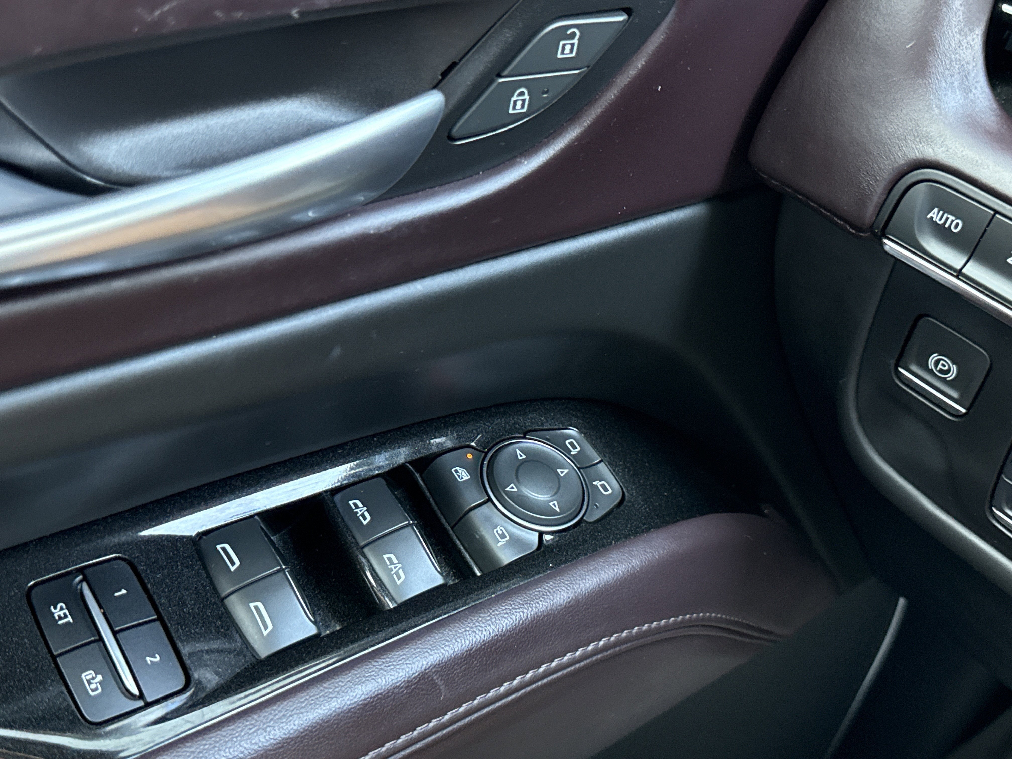 2023 Cadillac Escalade 4WD Premium Luxury Platinum