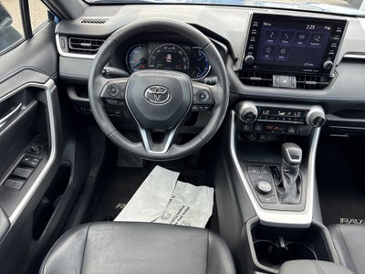 2022 Toyota RAV4 Hybrid XSE