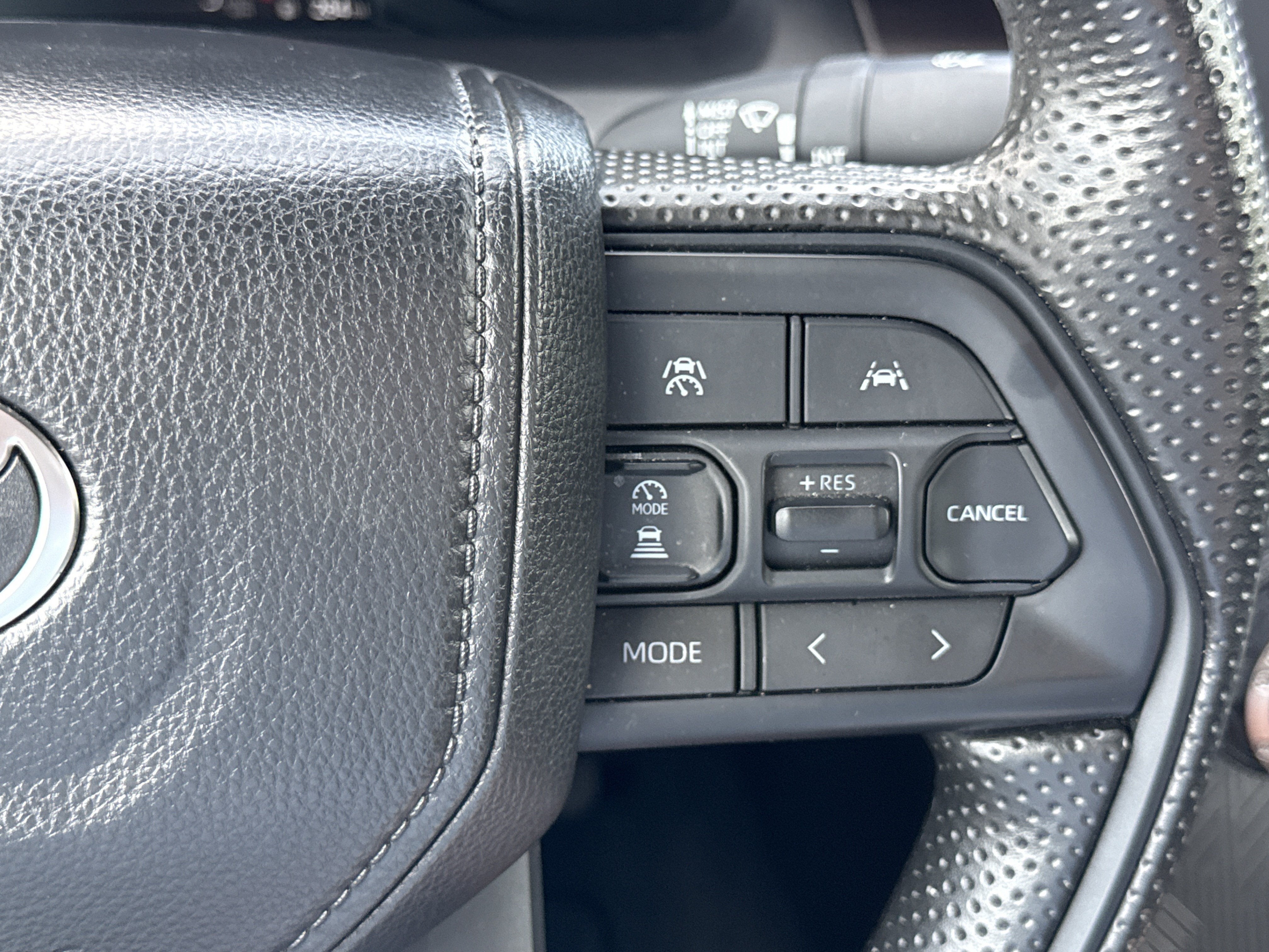 2025 Toyota Tacoma 2WD SR5