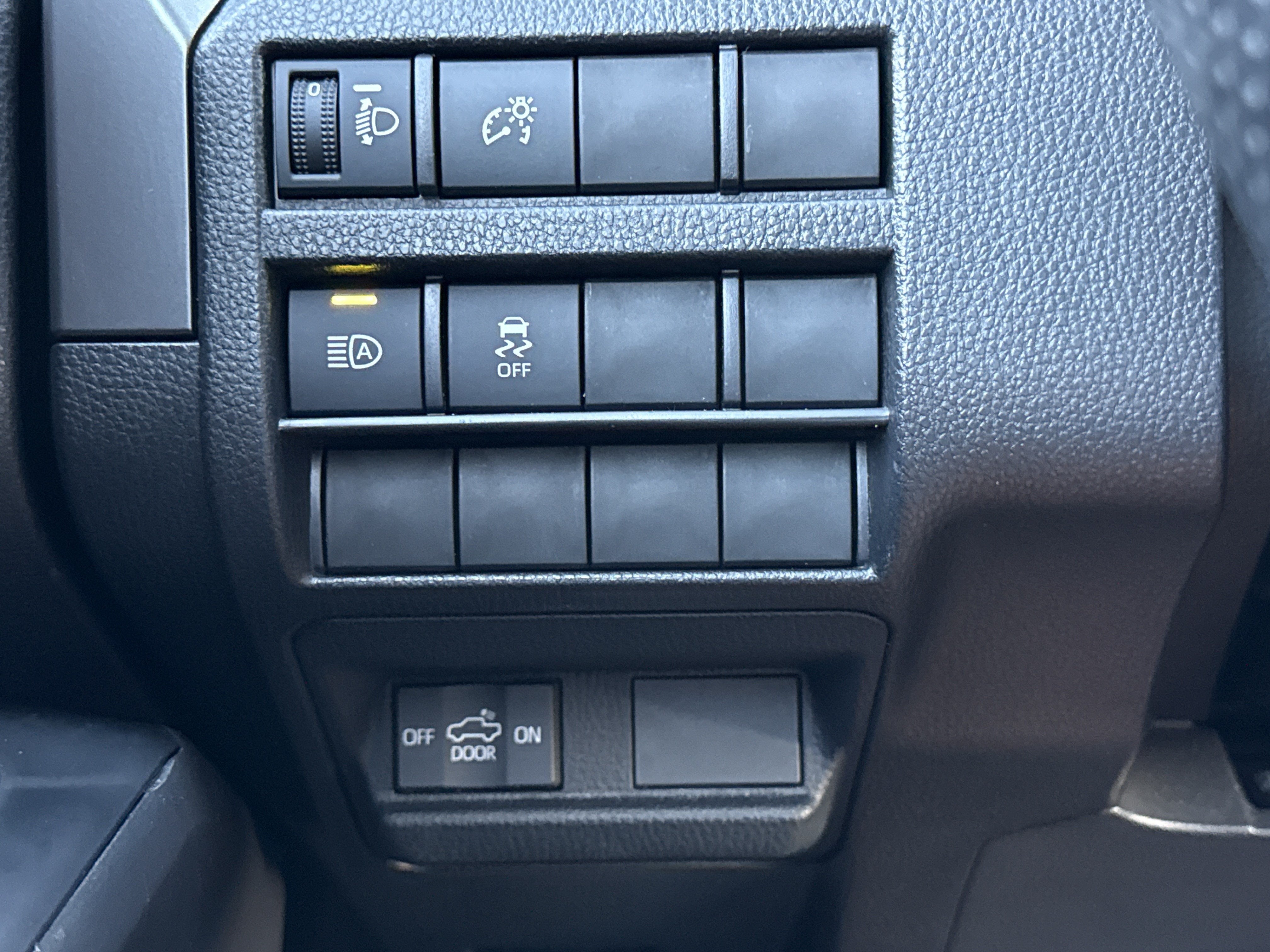 2025 Toyota Tacoma 2WD SR5