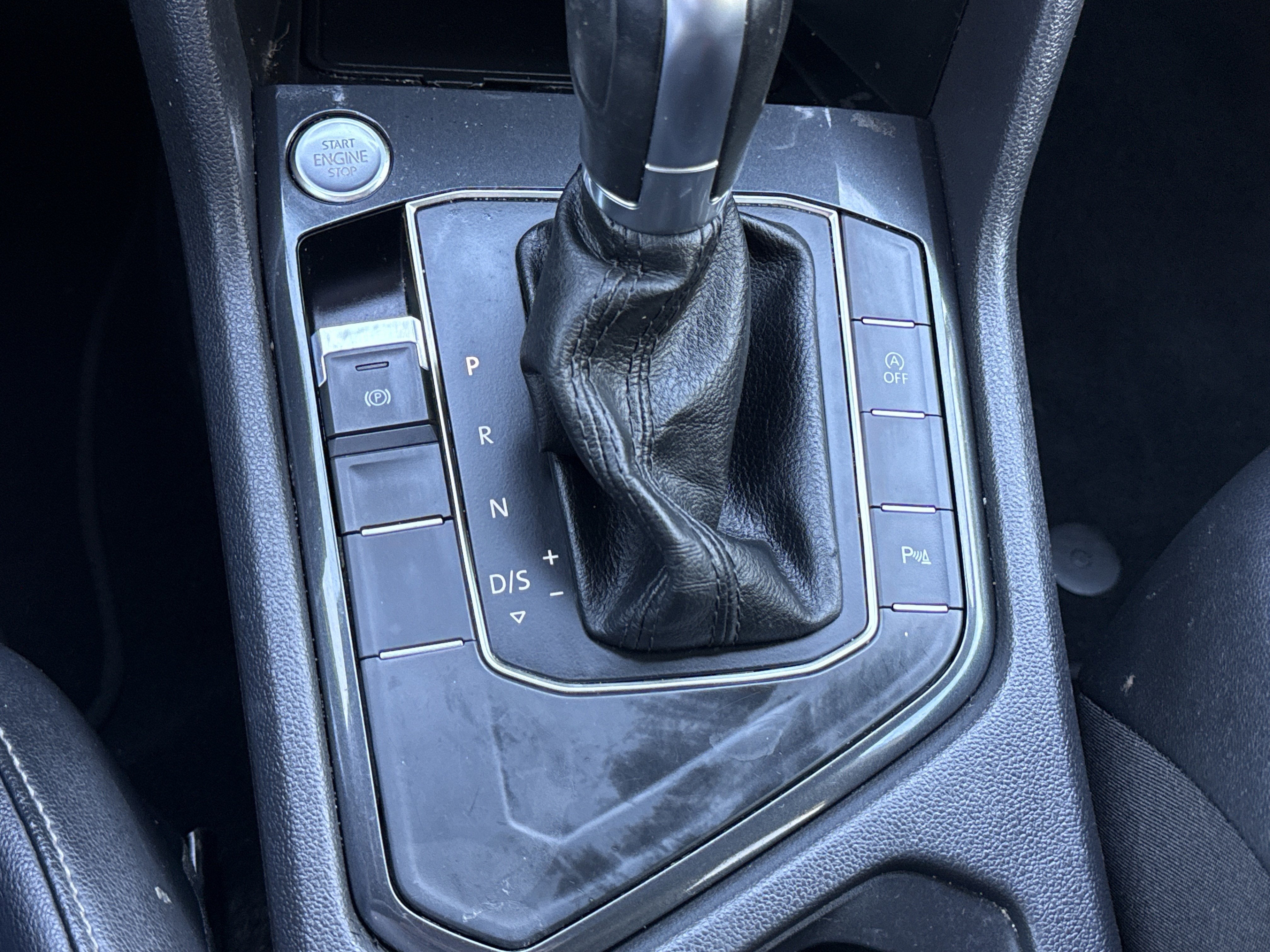 2019 Volkswagen Tiguan SEL R-Line