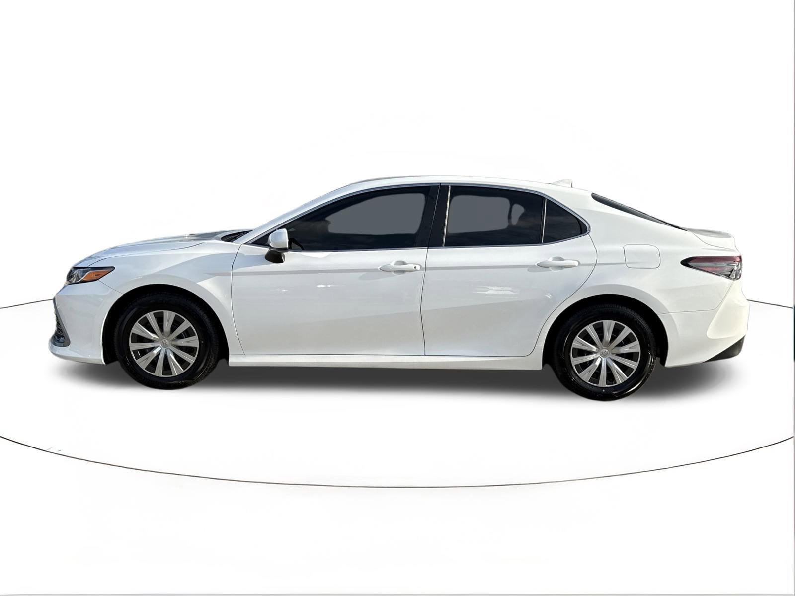 2022 Toyota Camry Hybrid LE