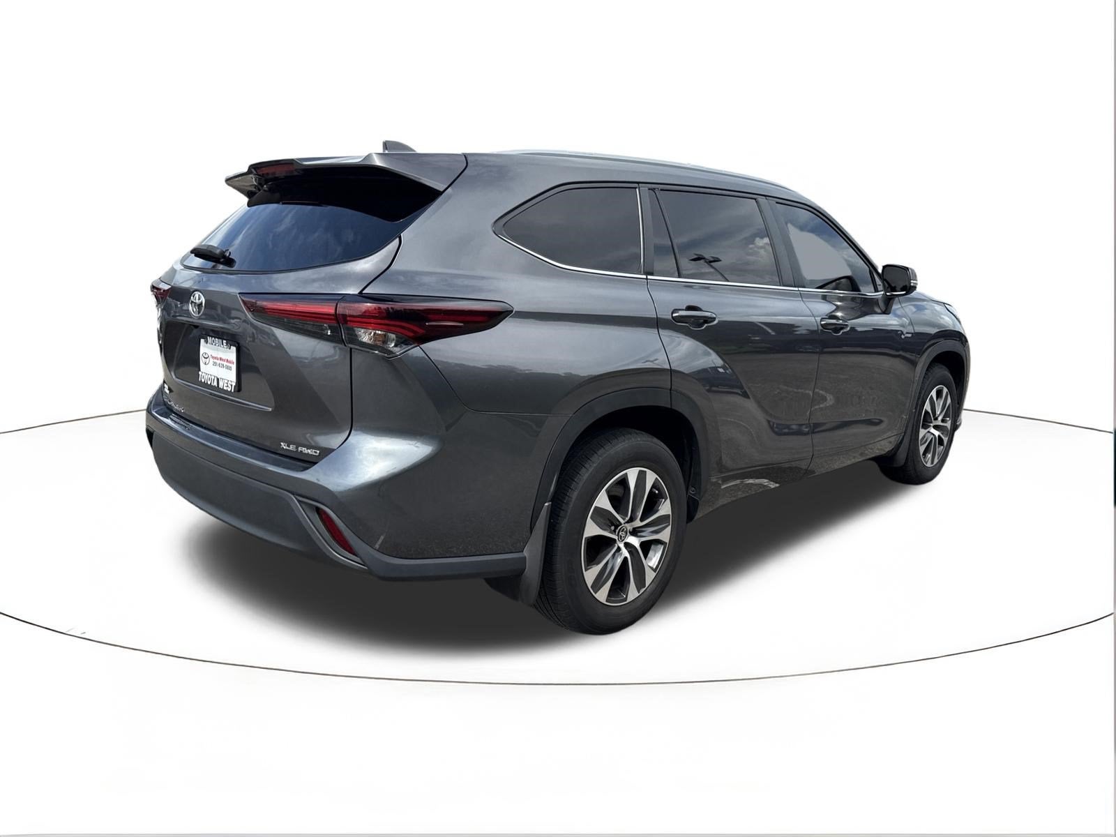 2024 Toyota Highlander XLE