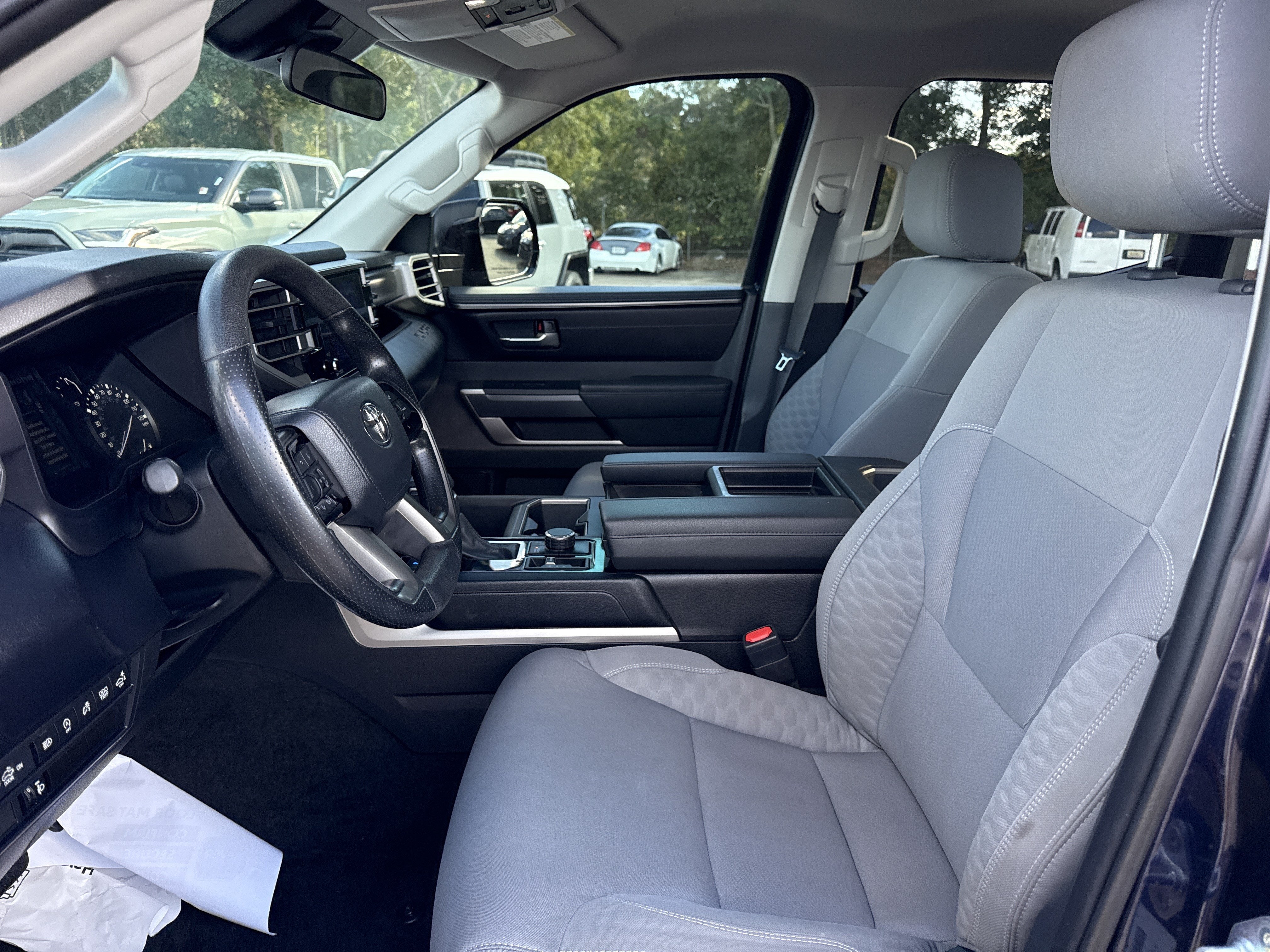 2024 Toyota Tundra 4WD SR5