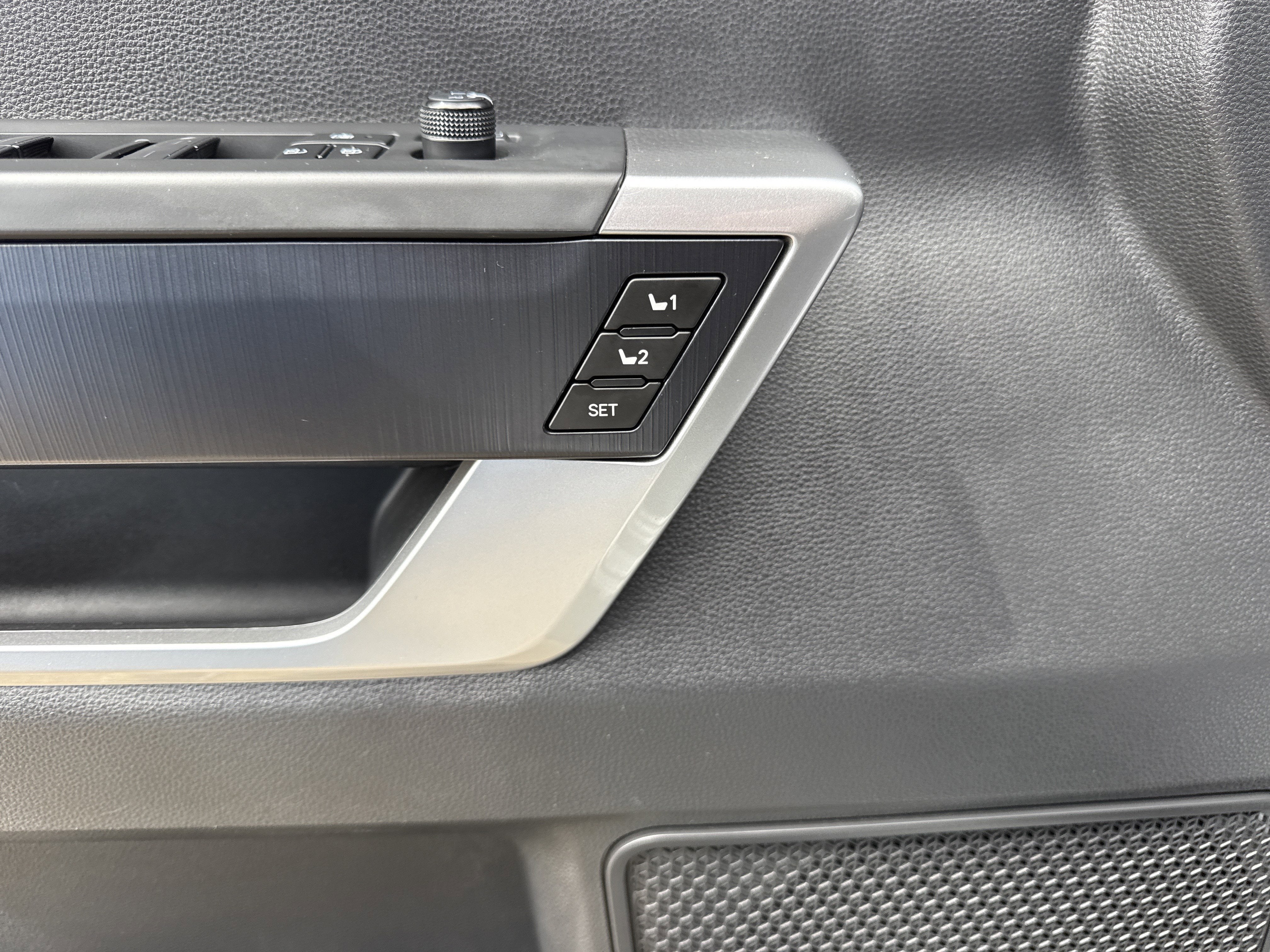 2025 Toyota Tundra 4WD Platinum