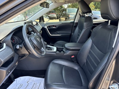 2019 Toyota RAV4 XLE Premium