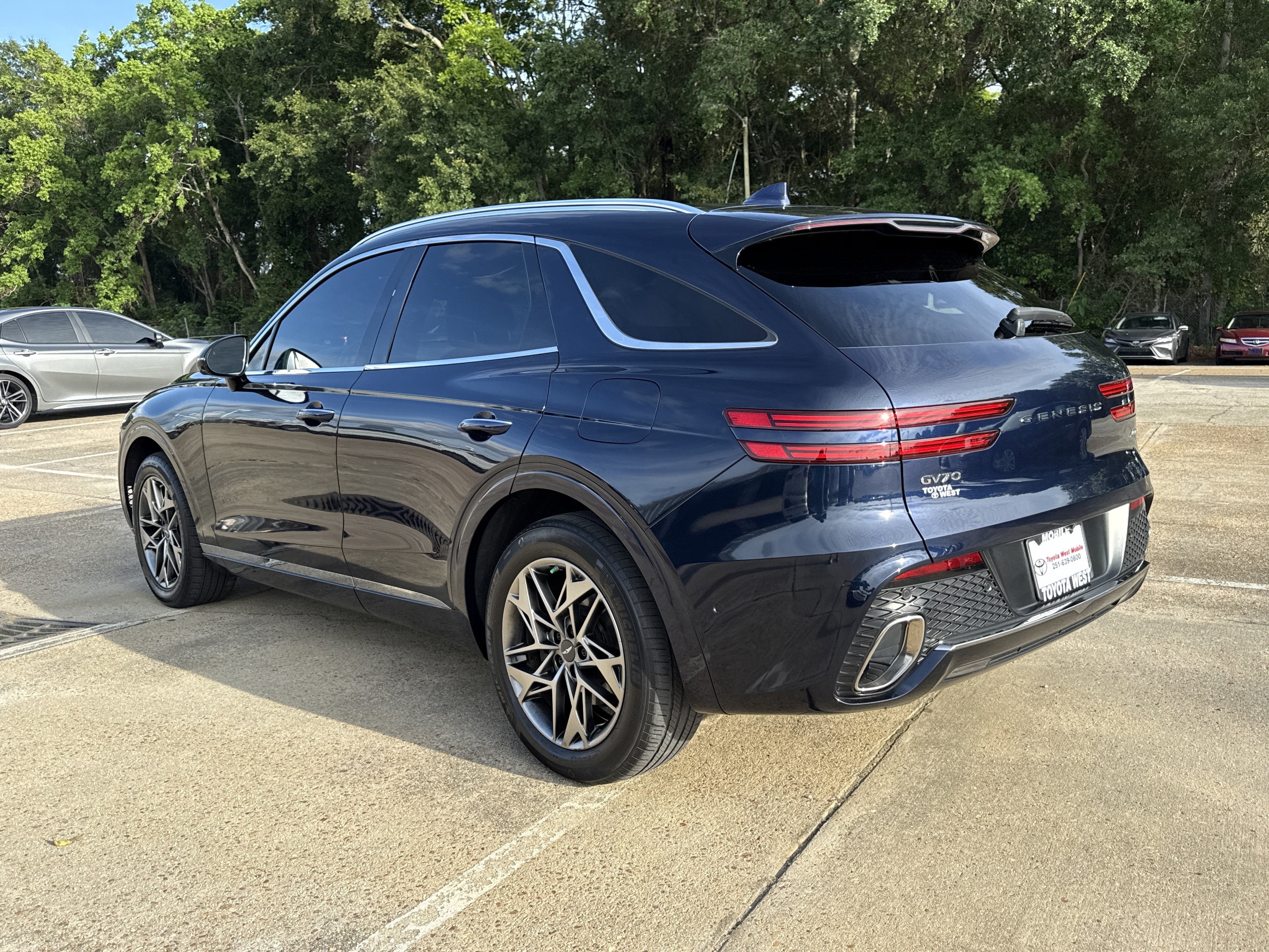 2022 Genesis GV70 2.5T